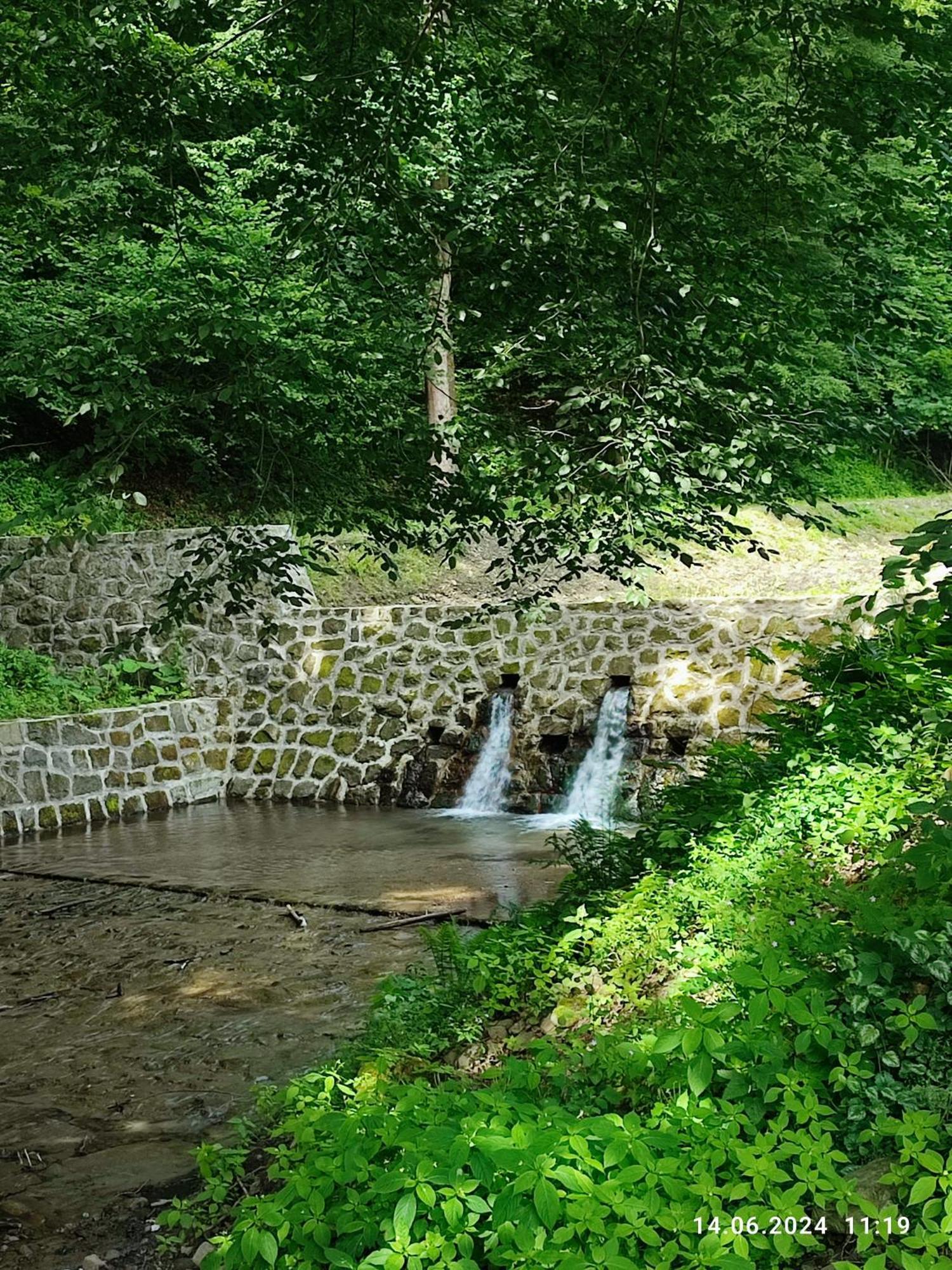 Na Zrodlanej Lodge